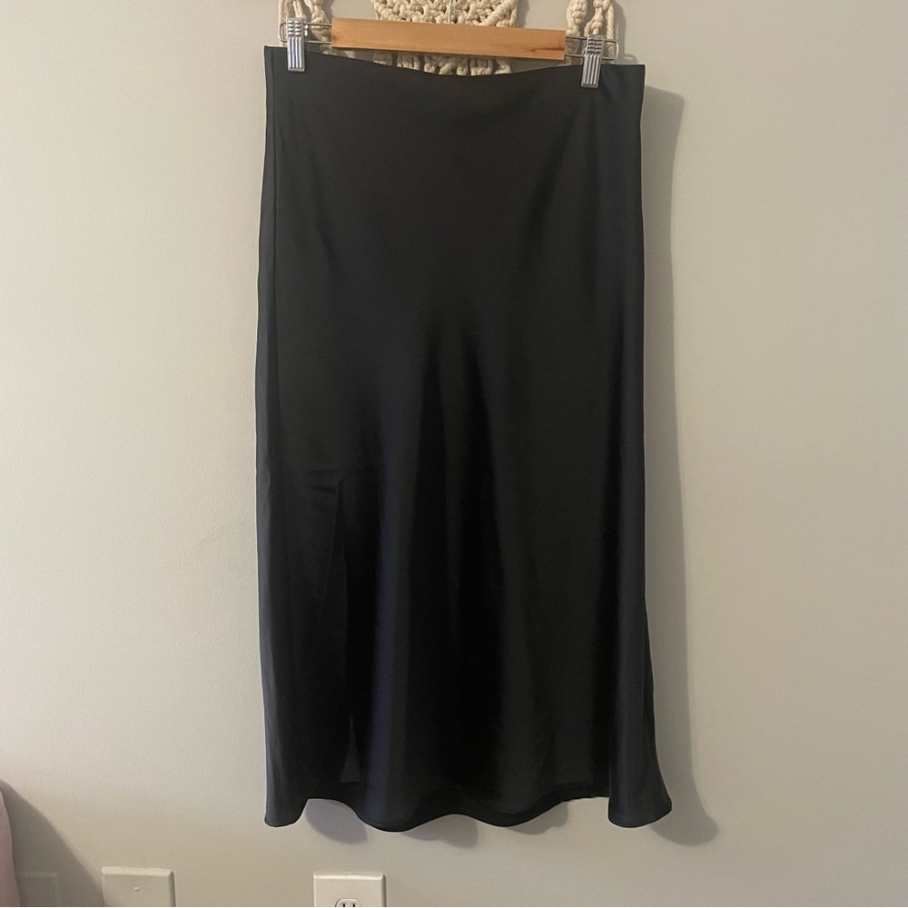 Rachel Zoe Black Satin Polyester Elastic Waist Skirt